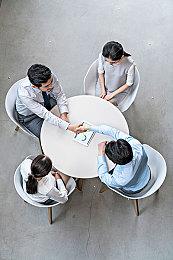 最新乙女游戏《Honey Vibes》 亚洲繁体中文版预定于2026年1月22日发售！